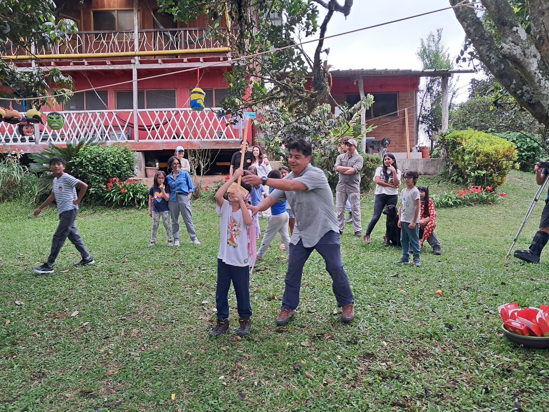 Huéspedes y Voluntarios
